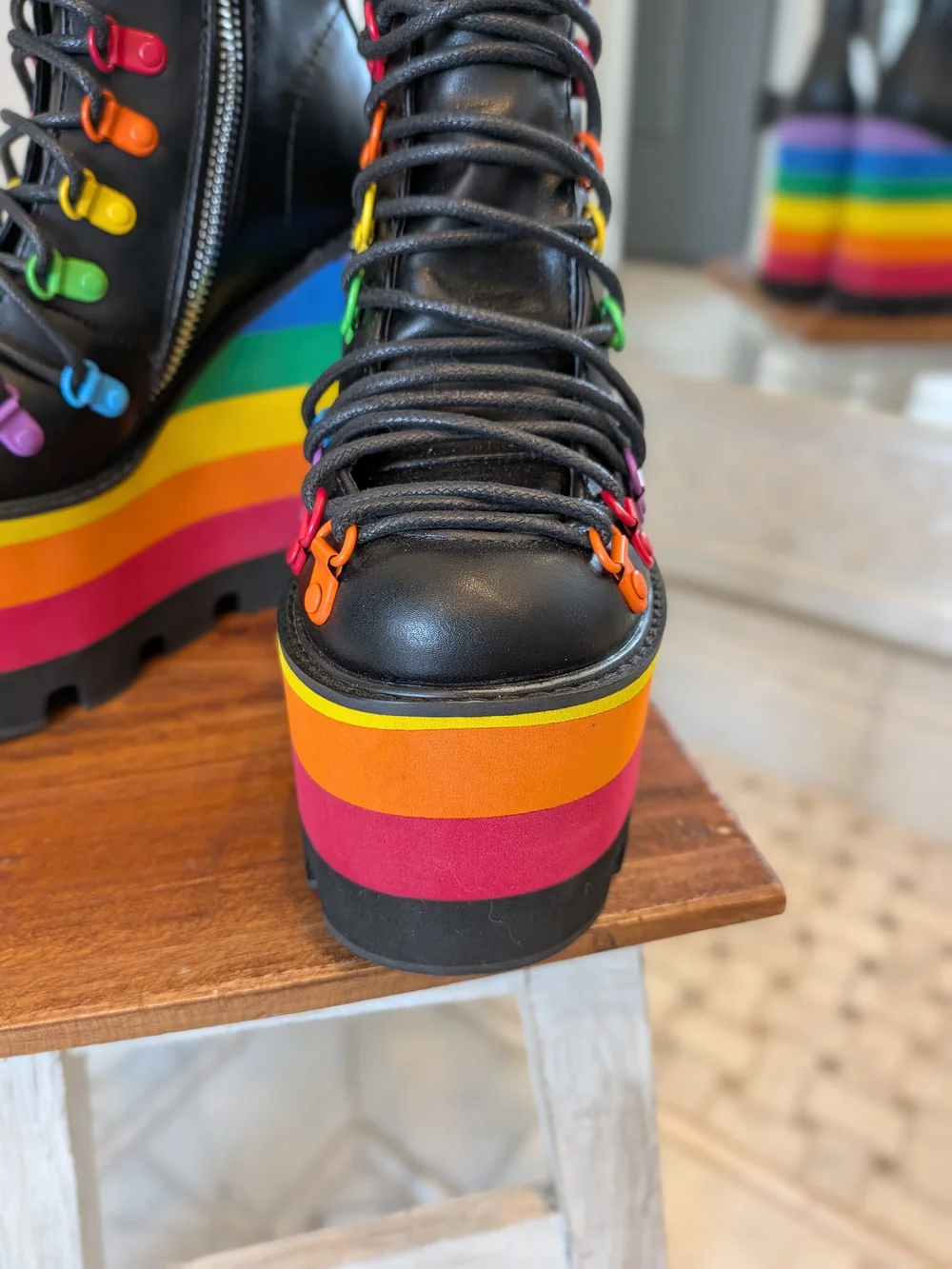 NWOT Women’s 7 Club Exx Rainbow Platform Ankle Boots NEVER WORN
